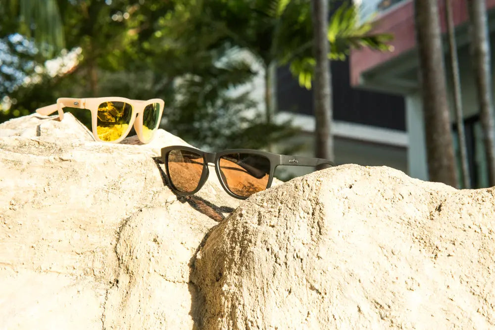 PLAYING IT SAFE - Aura Shades