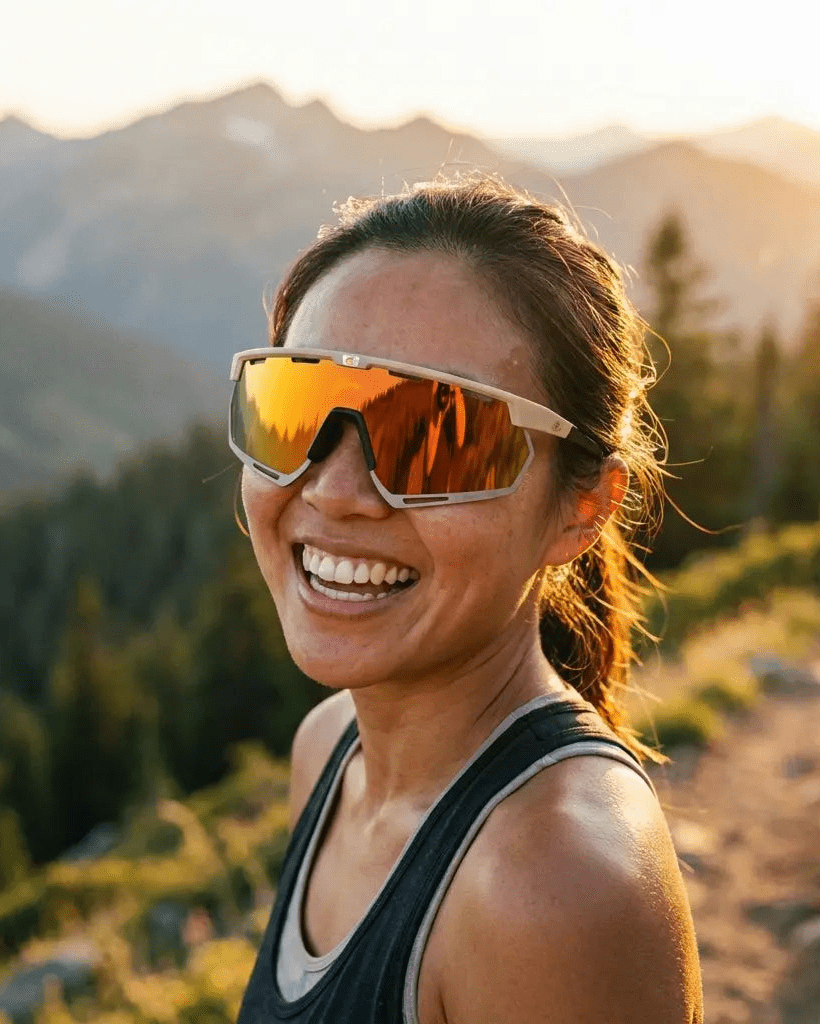 CREAM OF THE CROP Aura Shades Carbon Frame