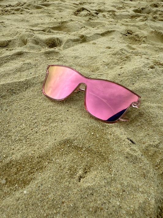 The Ultimate Sunglasses Guide for Water Sports Enthusiasts