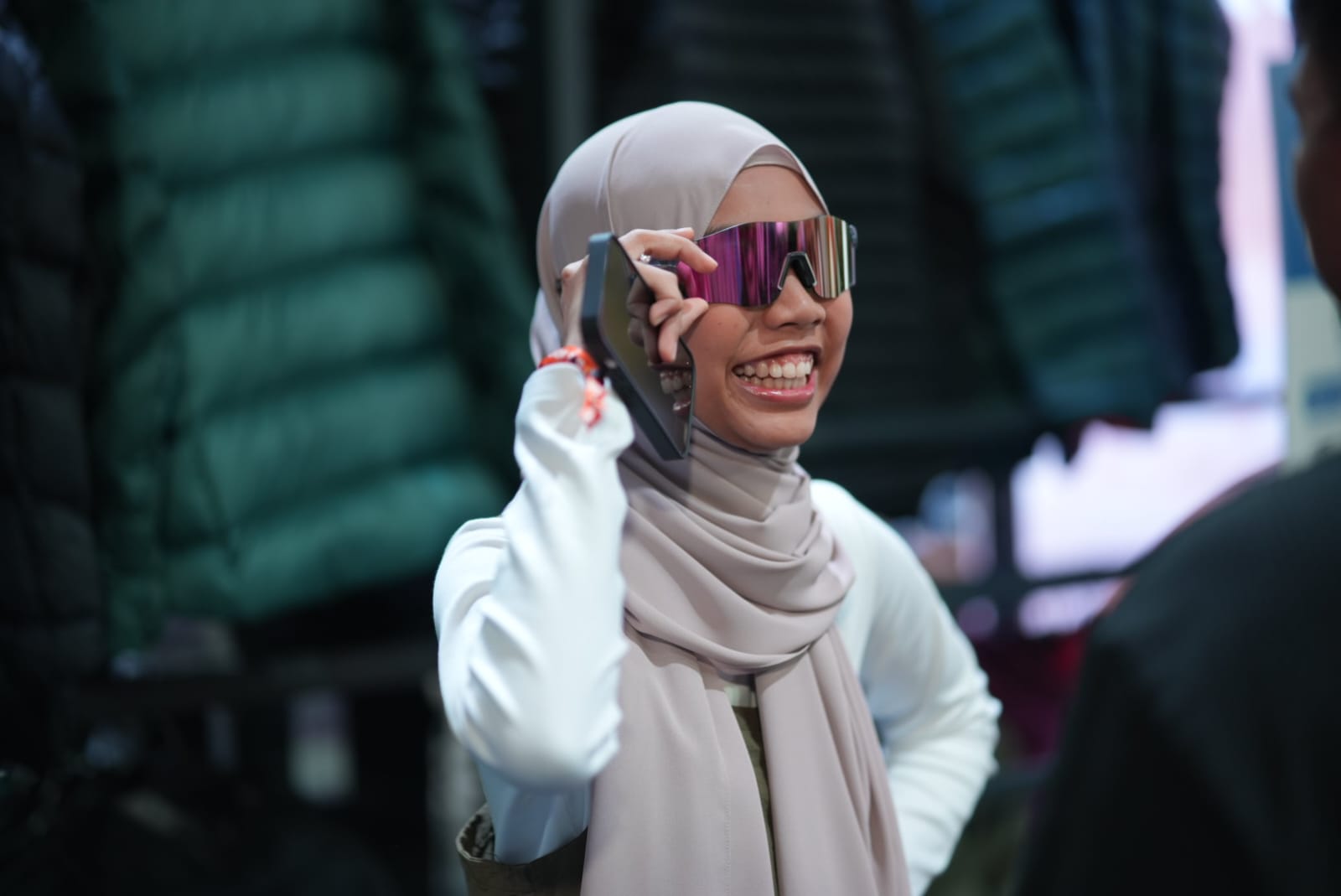 Aura Shades will be at 2XU !